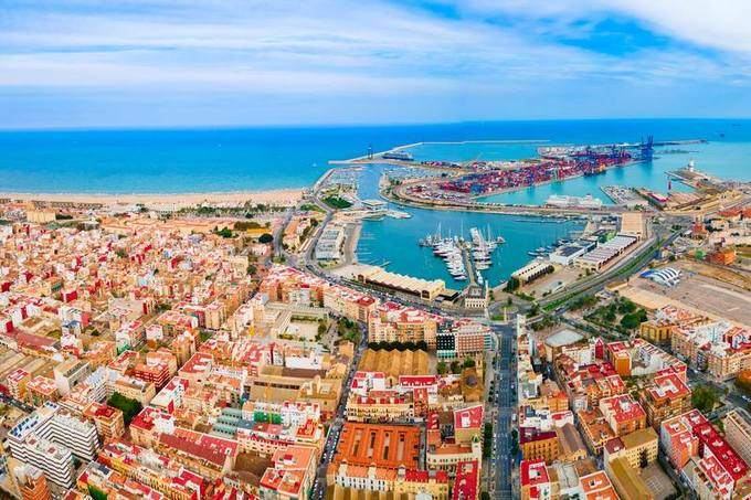 Barselona sahil şeridi ve Barceloneta, yerleşim bölgeleri